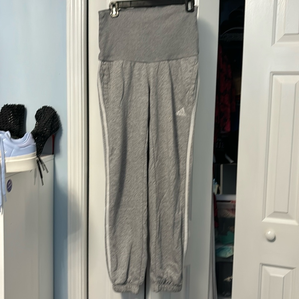 Adidas Maternity sweatpants Size XS Grey w pockets